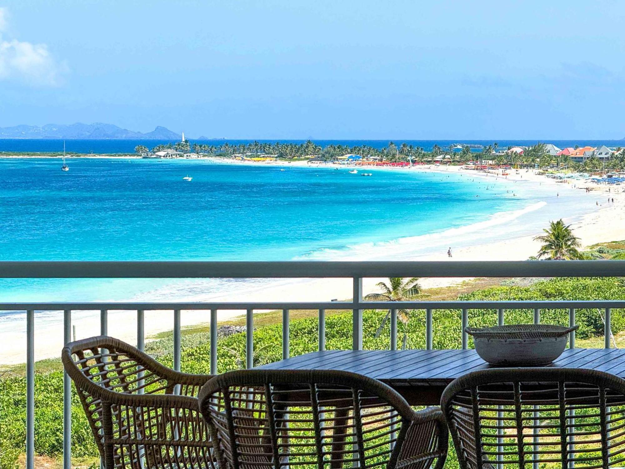 Top Floor Unit 520 Ft2 - 48 M2 With Stunning Dominant View On Ocean, St Barth, Orient Bay Cul de Sac Exterior photo